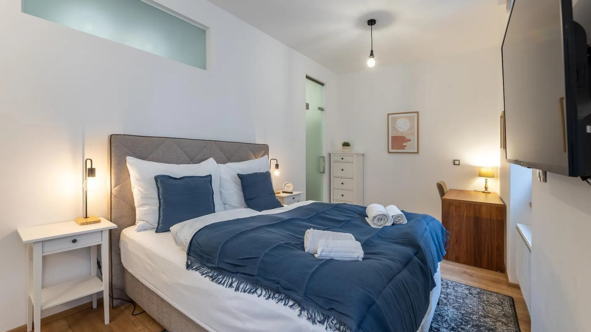 プラハPeaceful & Cozy Living In Vysehrad With A Balconyアパートメント アパート プラハ