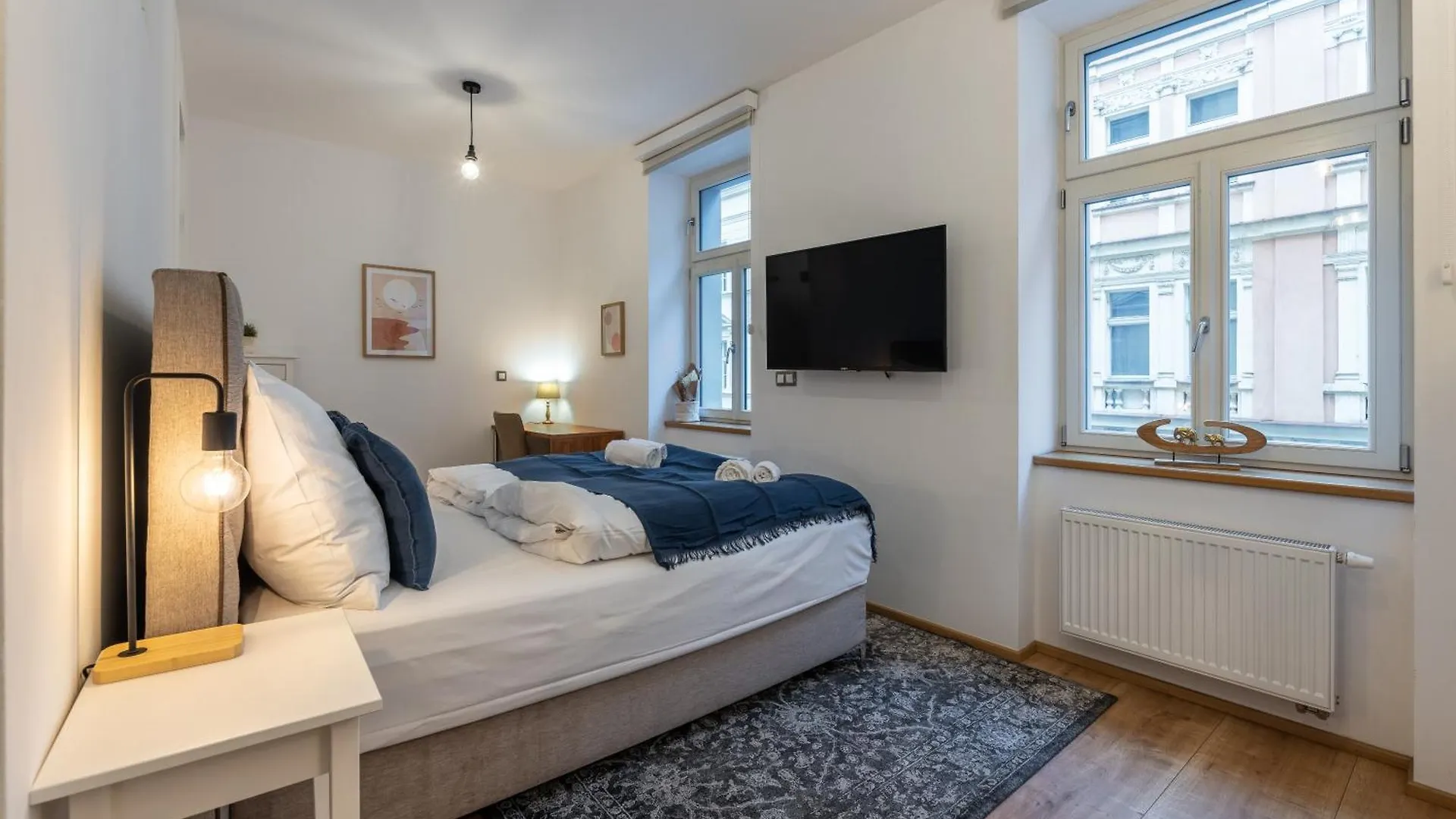 アパート プラハPeaceful & Cozy Living In Vysehrad With A Balconyアパートメント