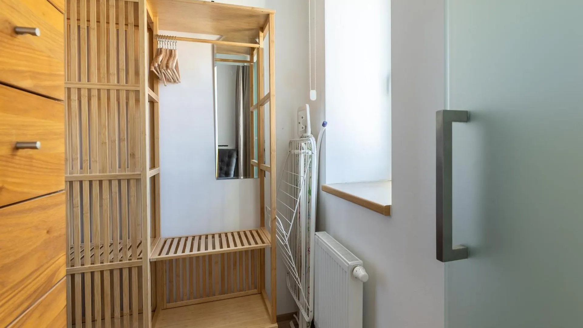プラハPeaceful & Cozy Living In Vysehrad With A Balconyアパートメント