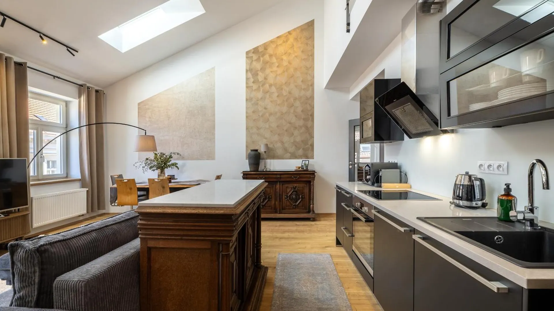 Peaceful & Cozy Living In Vysehrad With A Balcony Apartamento Praga